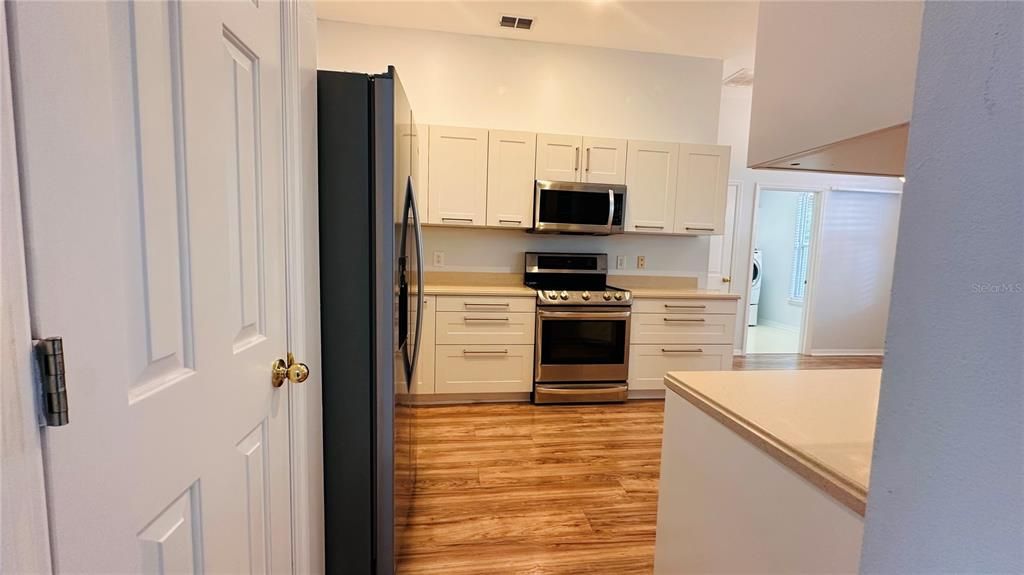 For Rent: $4,200 (3 beds, 2 baths, 1867 Square Feet)