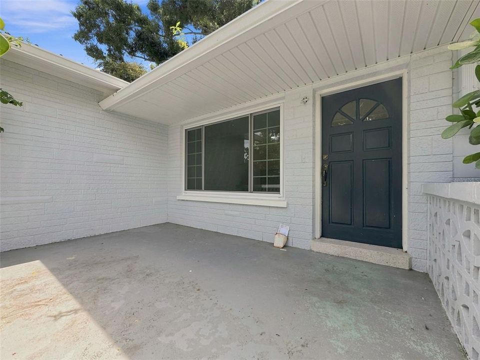 For Sale: $399,900 (2 beds, 2 baths, 1402 Square Feet)