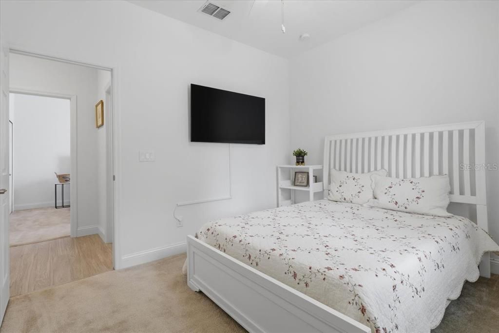 For Sale: $479,000 (3 beds, 2 baths, 2036 Square Feet)