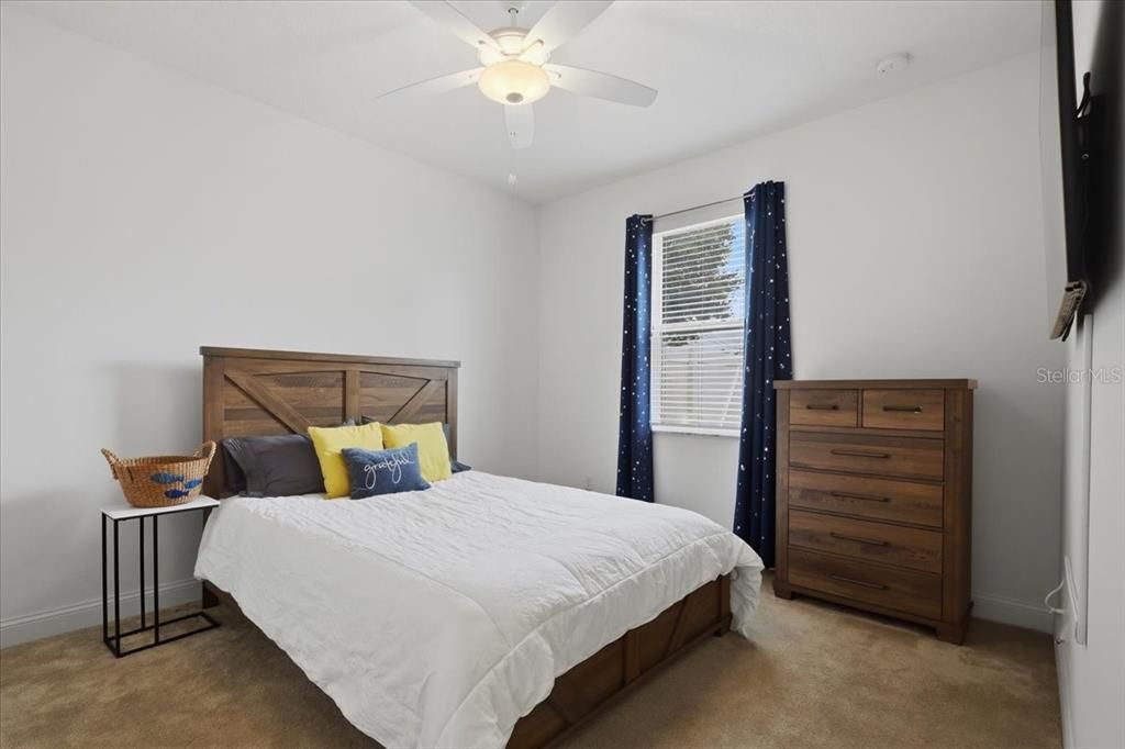 For Sale: $479,000 (3 beds, 2 baths, 2036 Square Feet)