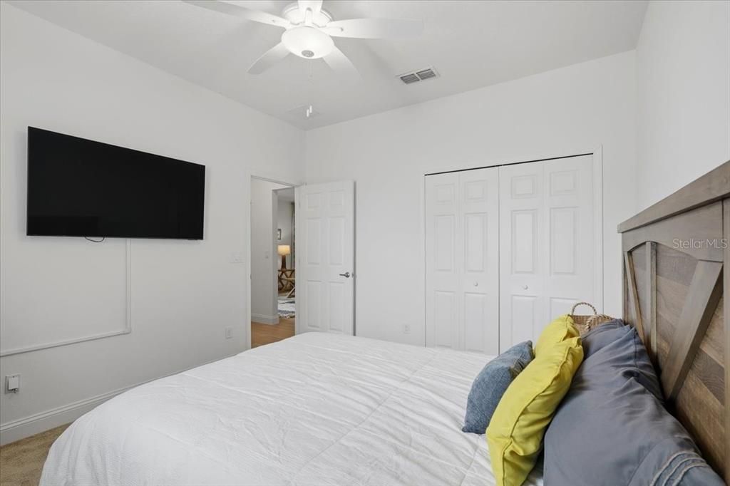 For Sale: $479,000 (3 beds, 2 baths, 2036 Square Feet)