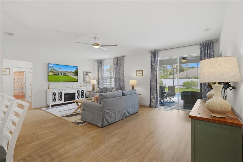 For Sale: $479,000 (3 beds, 2 baths, 2036 Square Feet)