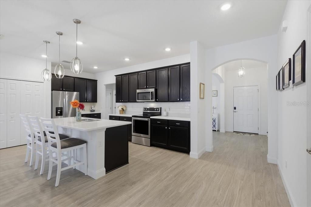 For Sale: $479,000 (3 beds, 2 baths, 2036 Square Feet)