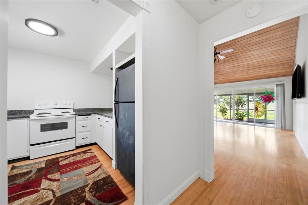 En Venta: $189,000 (2 camas, 2 baños, 974 Pies cuadrados)