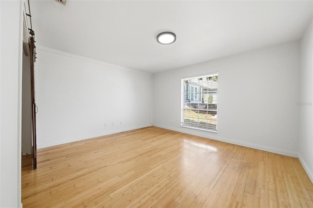 En Venta: $189,000 (2 camas, 2 baños, 974 Pies cuadrados)