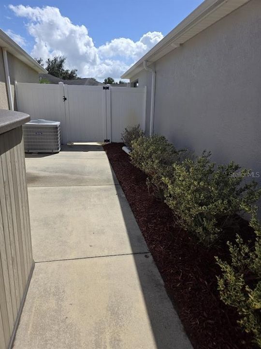 For Sale: $356,900 (3 beds, 2 baths, 1395 Square Feet)