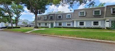 For Rent: $1,899 (2 beds, 1 baths, 931 Square Feet)