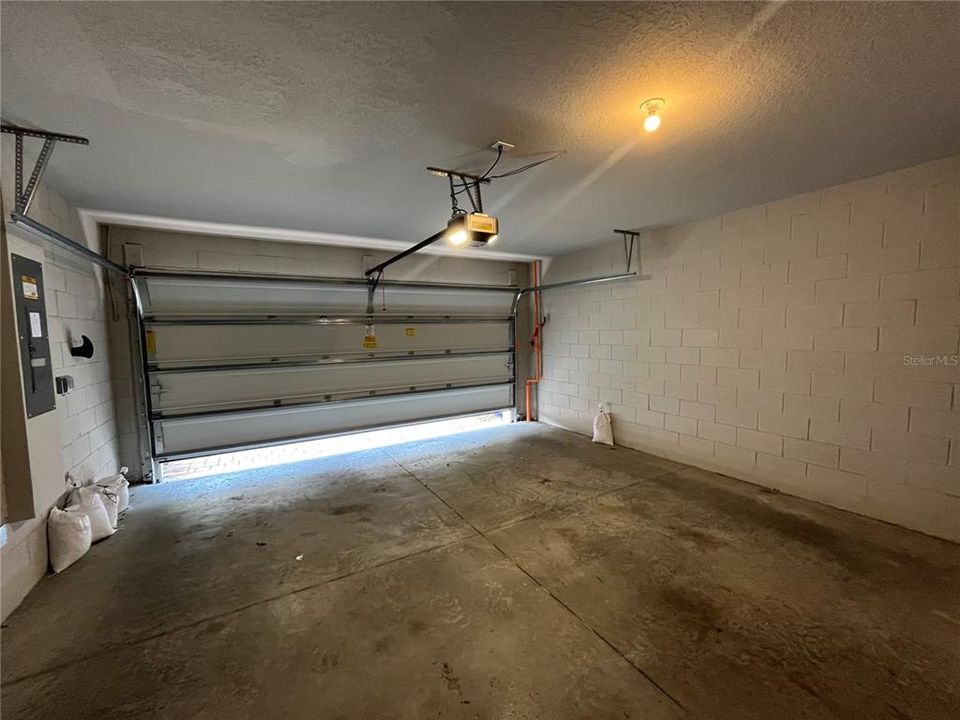 В аренду: $2,400 (3 спален, 2 ванн, 1570 Квадратных фут)