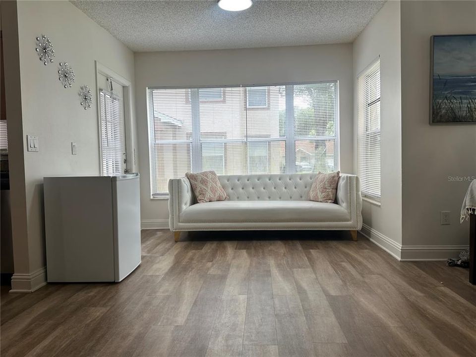 В аренду: $1,650 (2 спален, 2 ванн, 1103 Квадратных фут)