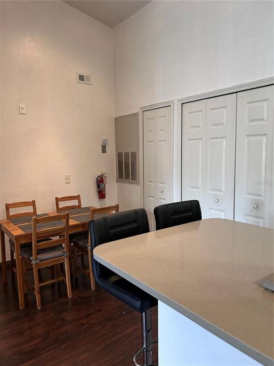 En Venta: $200,000 (1 camas, 1 baños, 721 Pies cuadrados)