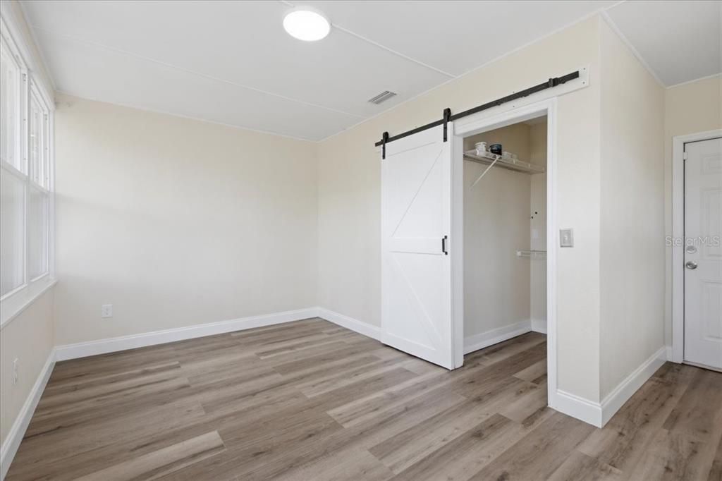 For Sale: $434,900 (3 beds, 1 baths, 1129 Square Feet)