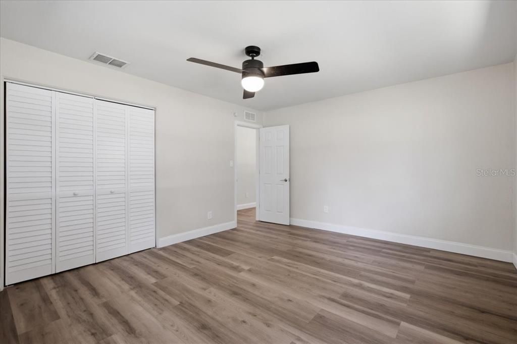 For Sale: $434,900 (3 beds, 1 baths, 1129 Square Feet)