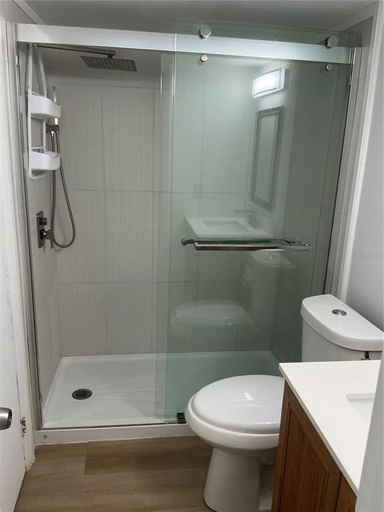 For Sale: $85,000 (1 beds, 1 baths, 700 Square Feet)