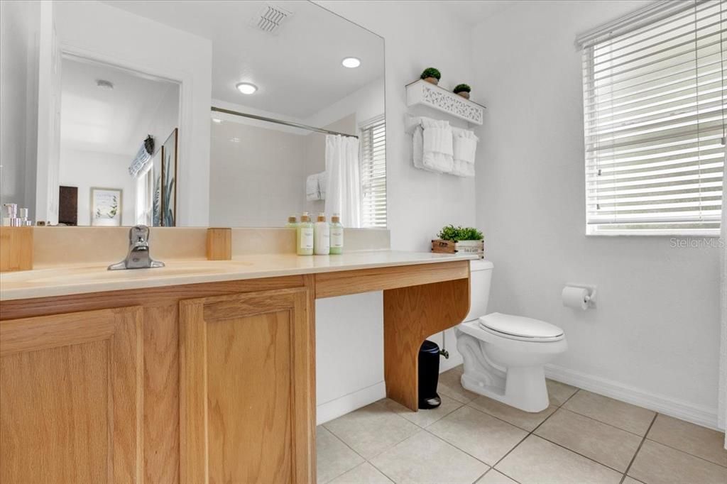 For Sale: $350,000 (4 beds, 3 baths, 1440 Square Feet)
