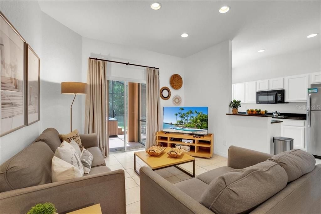 For Sale: $350,000 (4 beds, 3 baths, 1440 Square Feet)