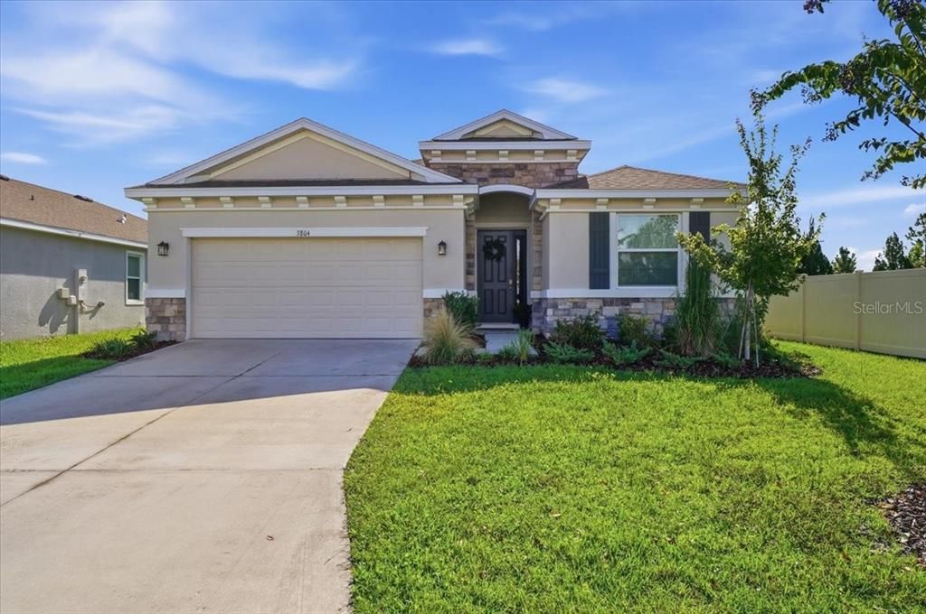 En Venta: $359,000 (4 camas, 2 baños, 2035 Pies cuadrados)