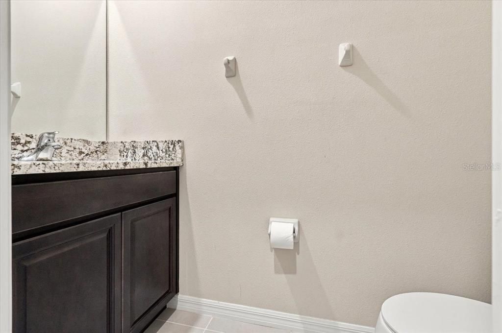 En Venta: $359,000 (4 camas, 2 baños, 2035 Pies cuadrados)