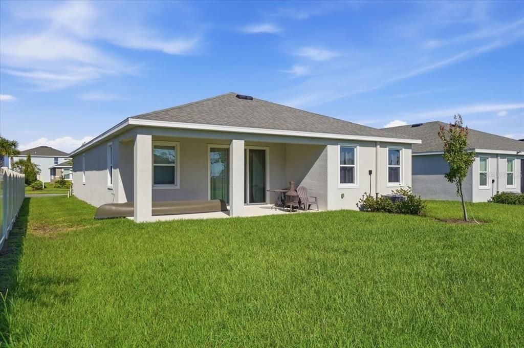 En Venta: $359,000 (4 camas, 2 baños, 2035 Pies cuadrados)