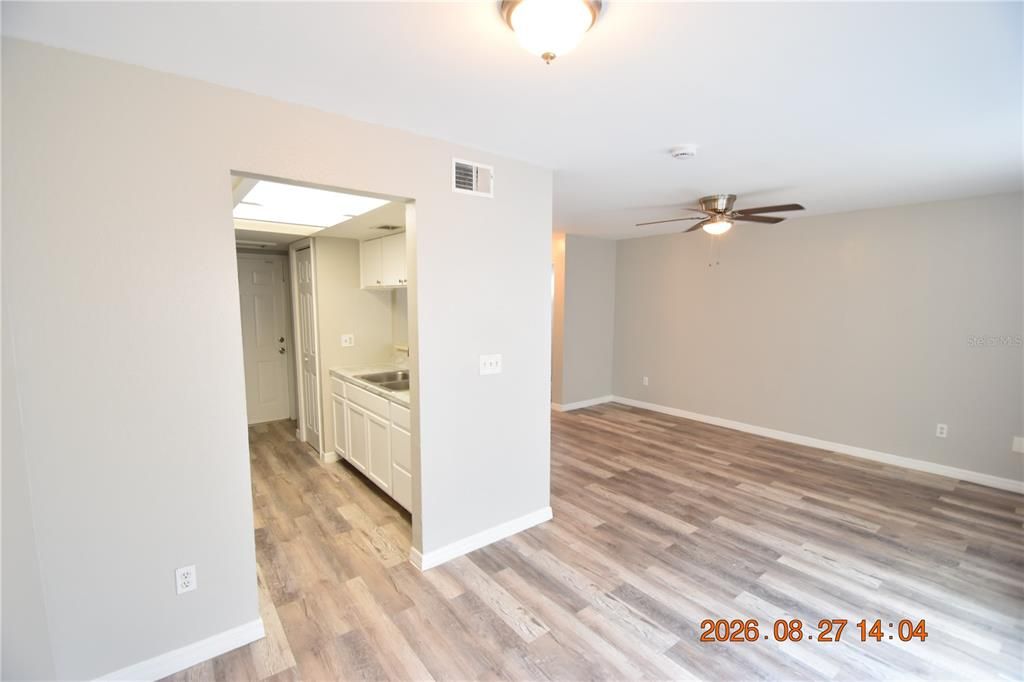 For Rent: $1,850 (3 beds, 2 baths, 1230 Square Feet)