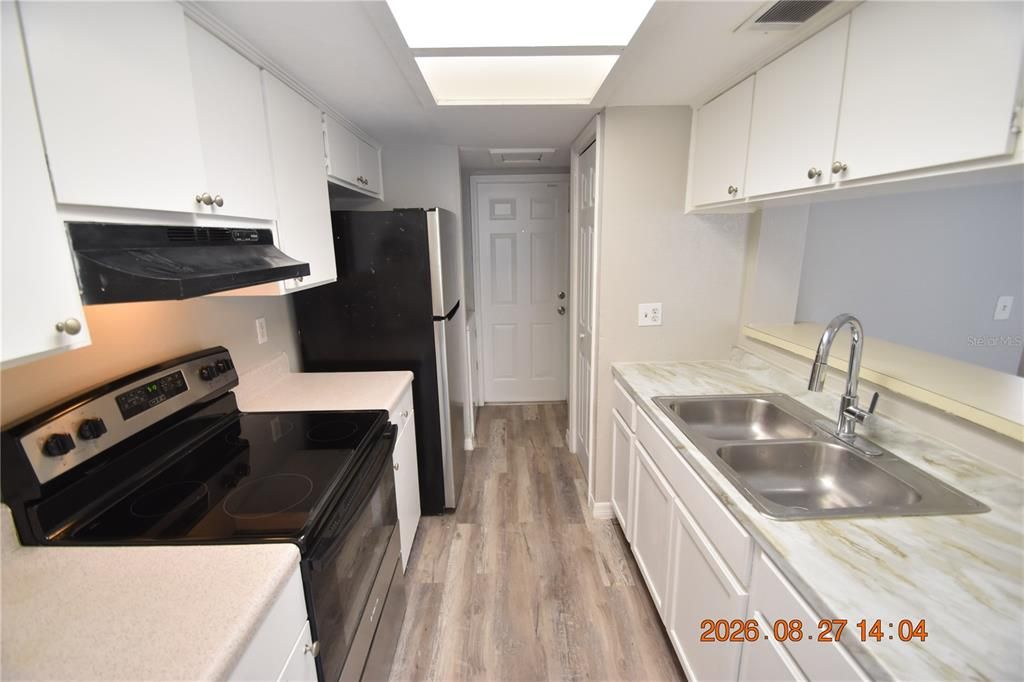 For Rent: $1,850 (3 beds, 2 baths, 1230 Square Feet)