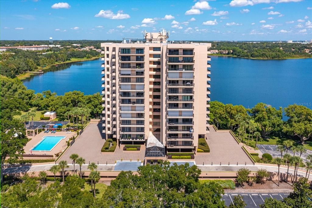 For Rent: $3,900 (2 beds, 2 baths, 1870 Square Feet)