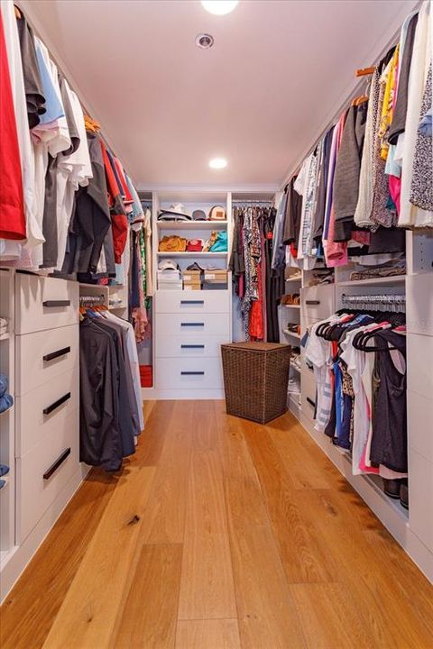 For Rent: $3,900 (2 beds, 2 baths, 1870 Square Feet)