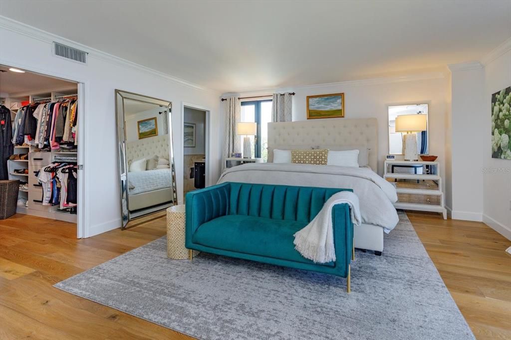 For Rent: $3,900 (2 beds, 2 baths, 1870 Square Feet)