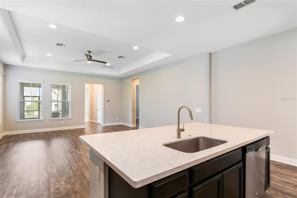 For Rent: $3,395 (4 beds, 3 baths, 2130 Square Feet)