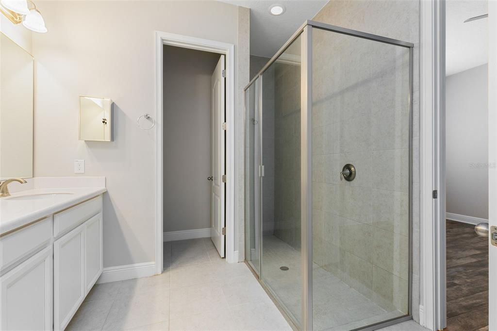 For Rent: $3,395 (4 beds, 3 baths, 2130 Square Feet)