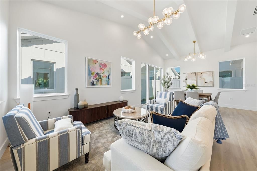 En Venta: $619,000 (3 camas, 2 baños, 1458 Pies cuadrados)