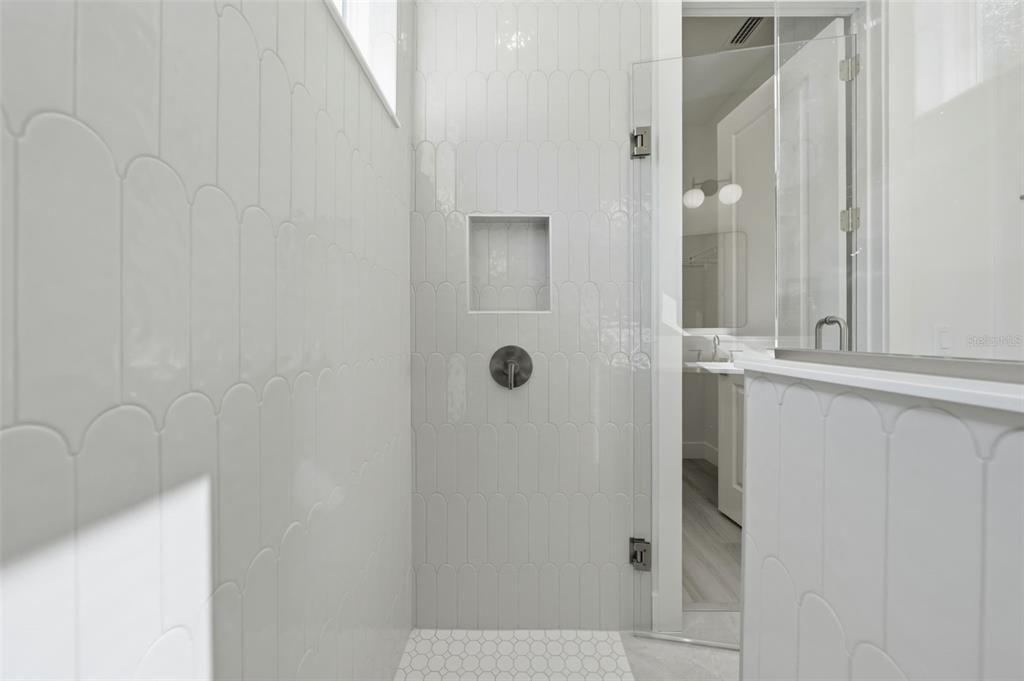 En Venta: $619,000 (3 camas, 2 baños, 1458 Pies cuadrados)