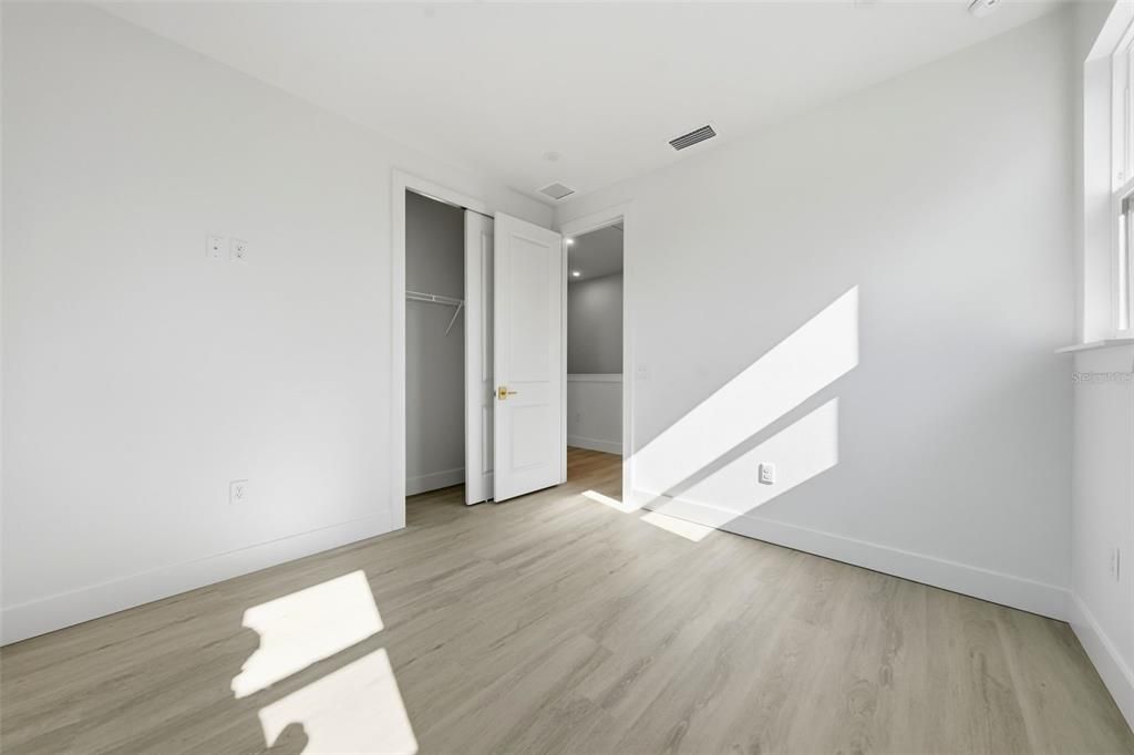 En Venta: $619,000 (3 camas, 2 baños, 1458 Pies cuadrados)