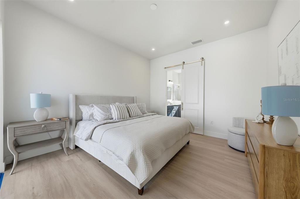 En Venta: $619,000 (3 camas, 2 baños, 1458 Pies cuadrados)