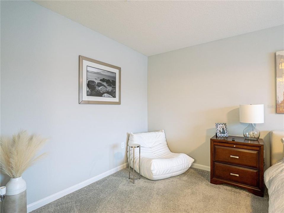 For Sale: $489,000 (4 beds, 3 baths, 1801 Square Feet)