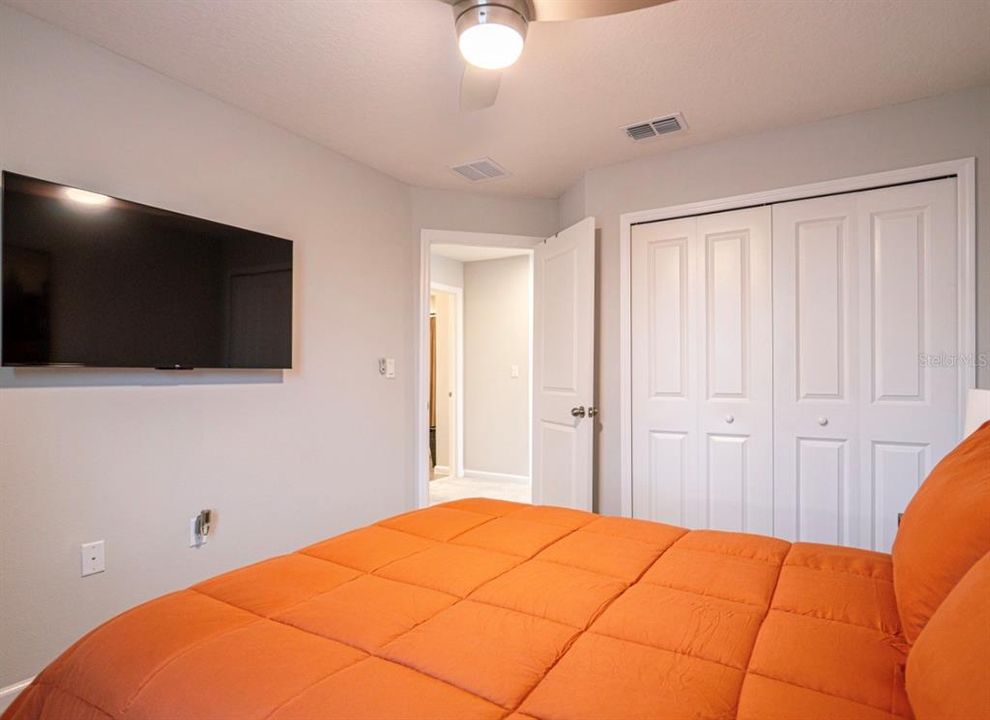 For Sale: $489,000 (4 beds, 3 baths, 1801 Square Feet)