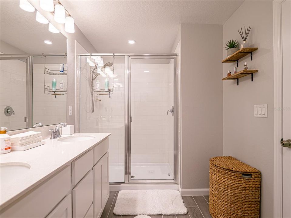 For Sale: $489,000 (4 beds, 3 baths, 1801 Square Feet)