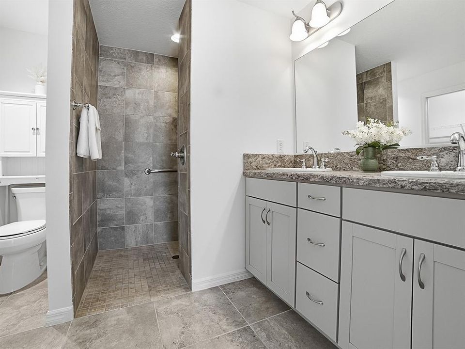 For Sale: $325,000 (3 beds, 2 baths, 1442 Square Feet)