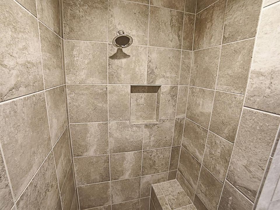 For Sale: $325,000 (3 beds, 2 baths, 1442 Square Feet)