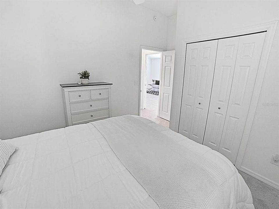 For Sale: $325,000 (3 beds, 2 baths, 1442 Square Feet)