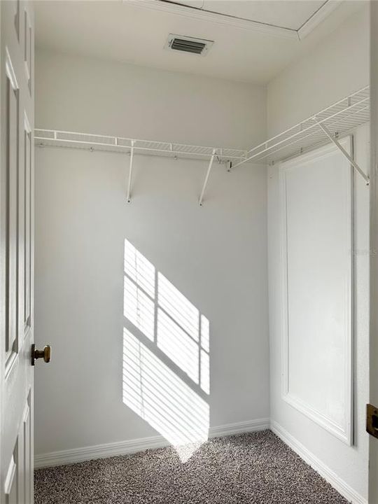 For Rent: $1,995 (2 beds, 1 baths, 1134 Square Feet)