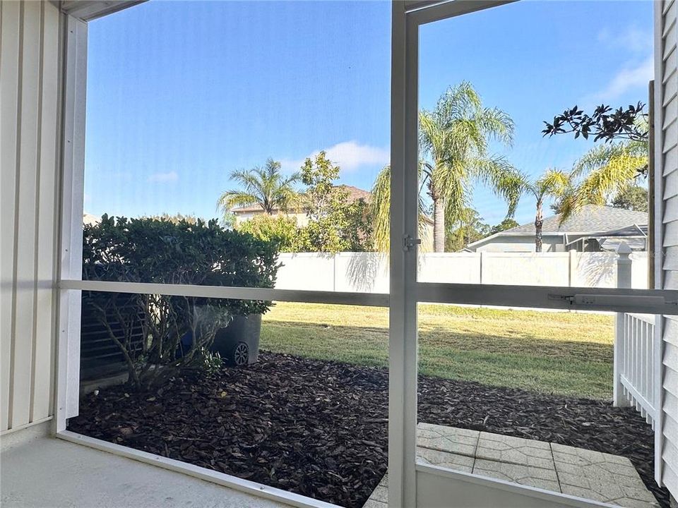 For Rent: $1,995 (2 beds, 1 baths, 1134 Square Feet)