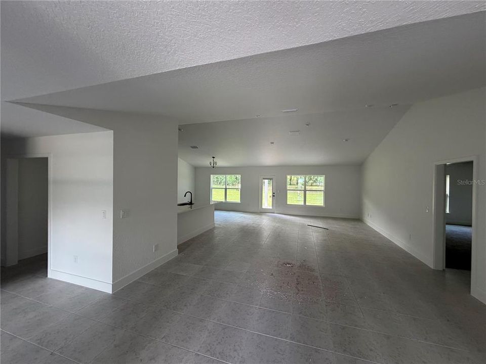 For Sale: $412,950 (4 beds, 2 baths, 2557 Square Feet)