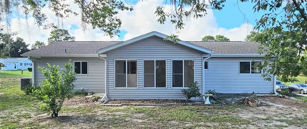 For Sale: $174,000 (2 beds, 2 baths, 1008 Square Feet)