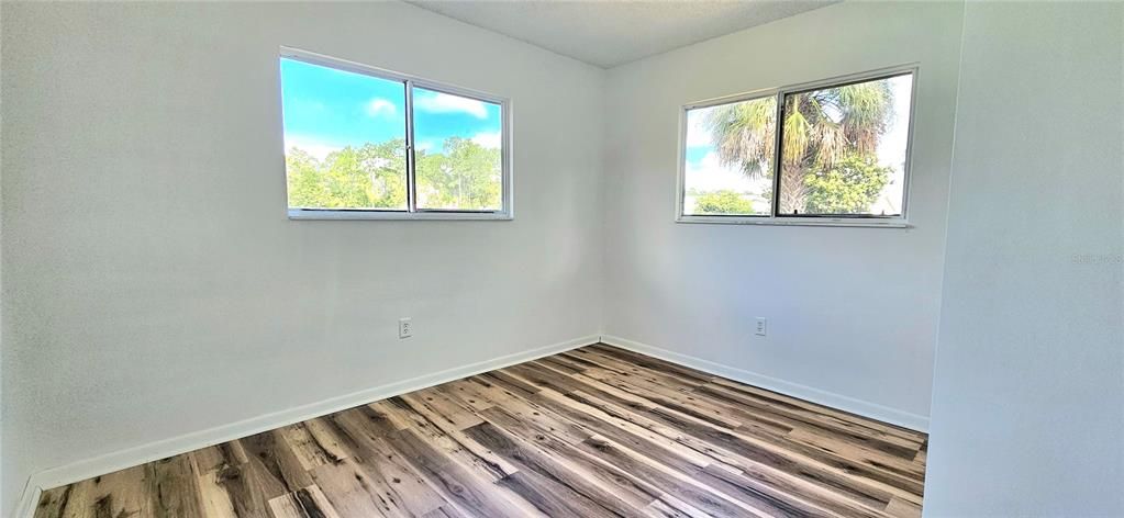 For Sale: $174,000 (2 beds, 2 baths, 1008 Square Feet)