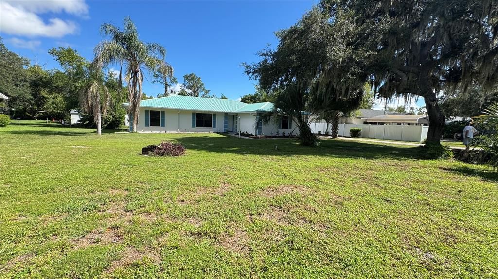 На продажу: $465,000 (3 спален, 2 ванн, 1910 Квадратных фут)