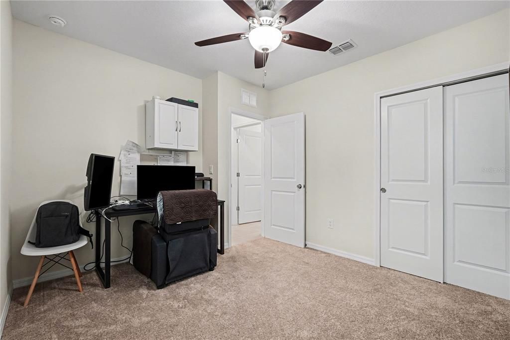 For Sale: $519,900 (5 beds, 3 baths, 2615 Square Feet)