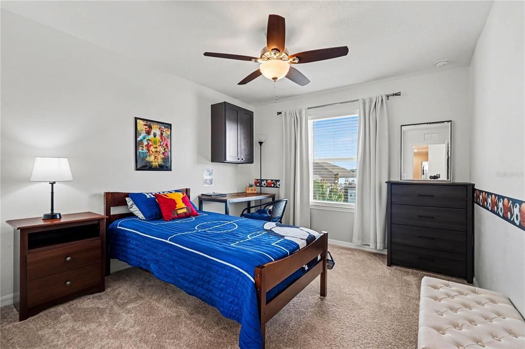 For Sale: $519,900 (5 beds, 3 baths, 2615 Square Feet)