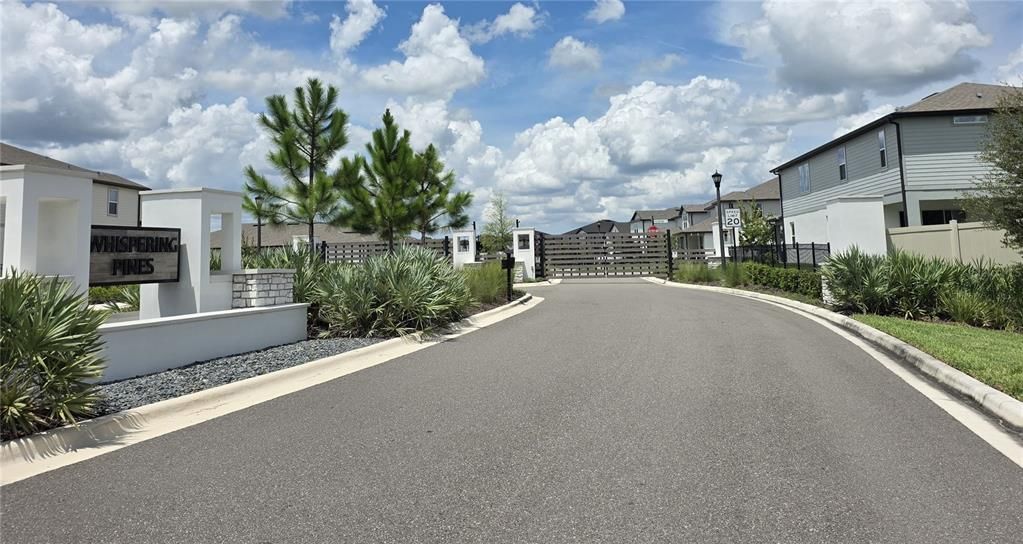 For Sale: $519,900 (5 beds, 3 baths, 2615 Square Feet)