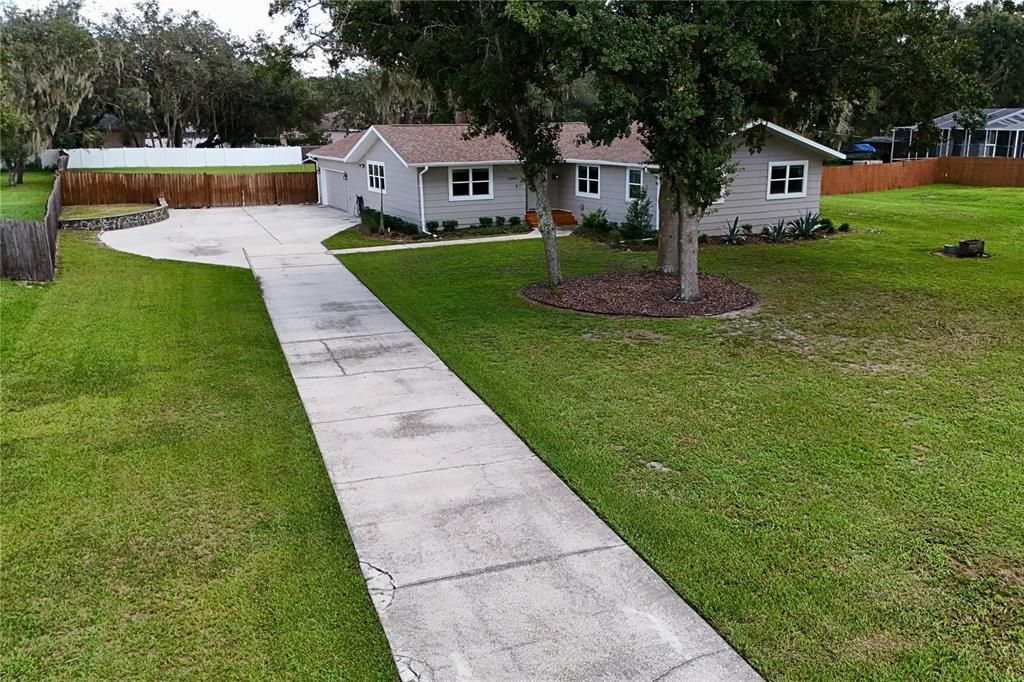For Sale: $575,000 (4 beds, 2 baths, 2000 Square Feet)