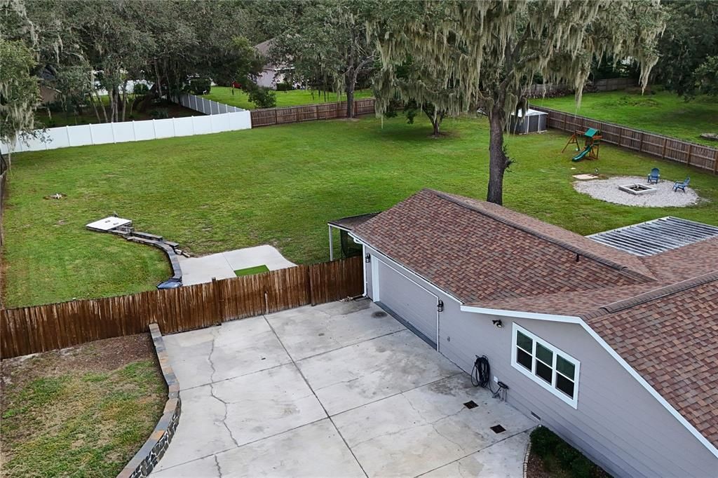 For Sale: $575,000 (4 beds, 2 baths, 2000 Square Feet)